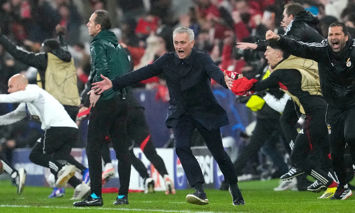 Mourinho và trái ngọt từ chiến thắng trước Real